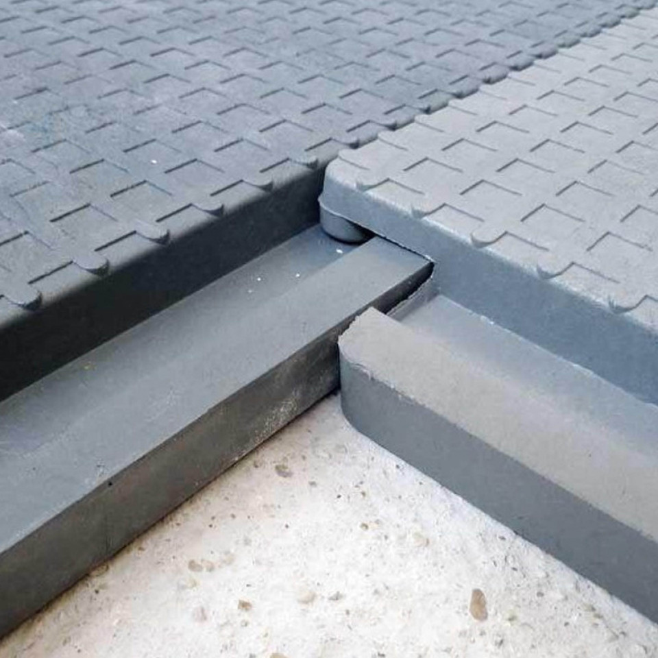 Dalle de box pour chevaux en PVC - EKEEP